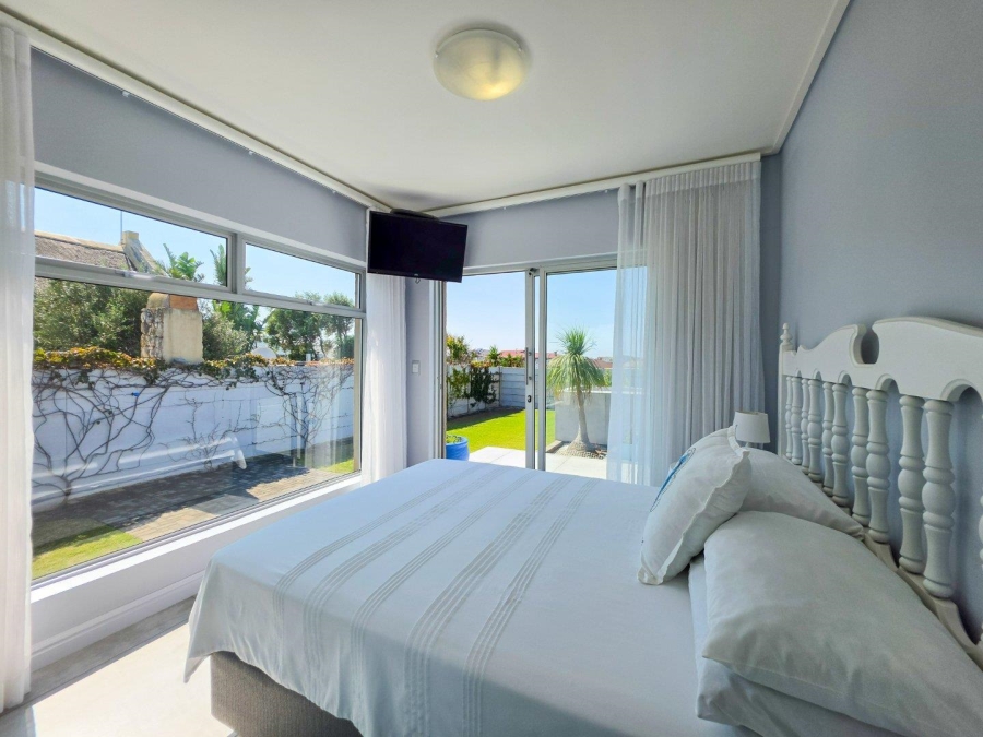 3 Bedroom Property for Sale in Stilbaai Wes Western Cape